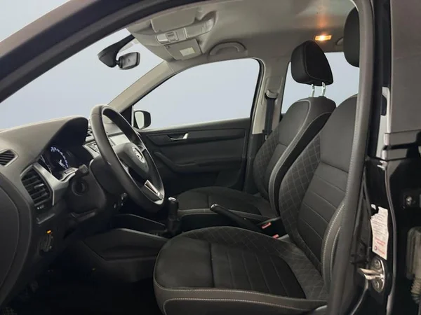 SKODA Fabia Combi (2019) — foto 2 van 17