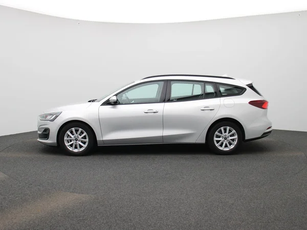 Ford Focus (2022) — foto 32 van 37