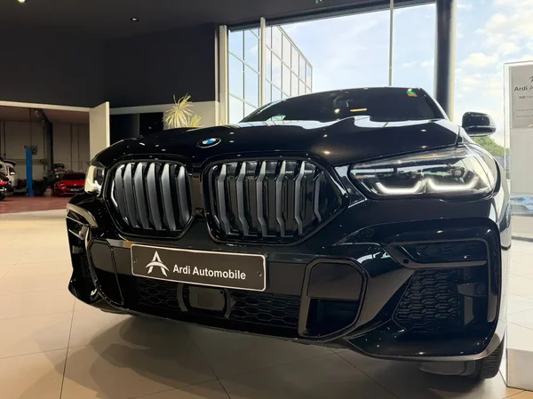 Bmw X6 (2023) — foto 19 van 32