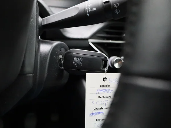 Peugeot 2008 (2022) — foto 16 van 39
