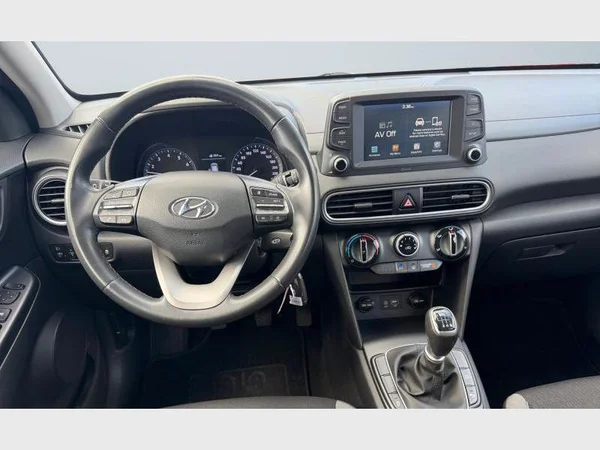 Hyundai KONA (2018) — foto 3 van 29