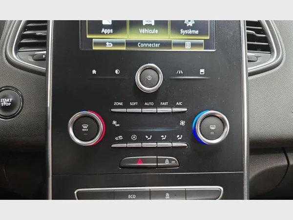 Renault Grand Scénic (2019) — foto 16 van 27