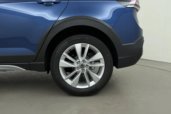 Volkswagen Taigo — foto 12 van 15