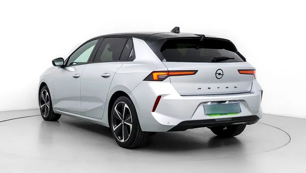 Opel Astra (2024) — foto 23 van 54
