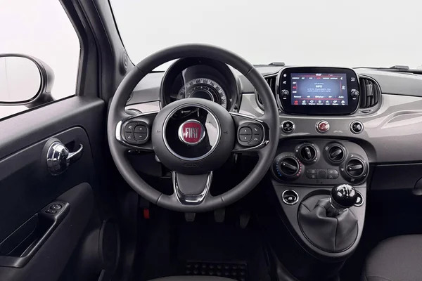 Fiat 500 (2023) — foto 13 van 29