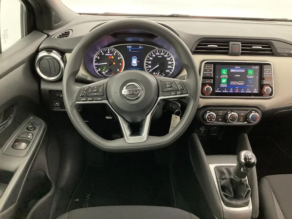 NISSAN Micra (2022) — foto 5 van 36