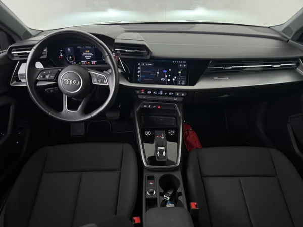 AUDI A3 (2023) — foto 26 van 26