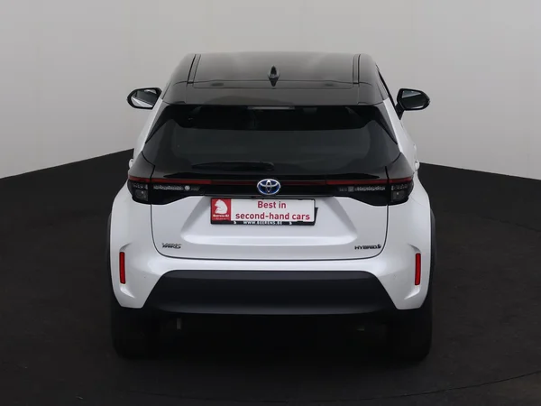 TOYOTA Yaris Cross (2022) — foto 27 van 30