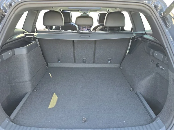 VOLKSWAGEN Tayron eHybrid (PHEV) (2026) — foto 16 van 23