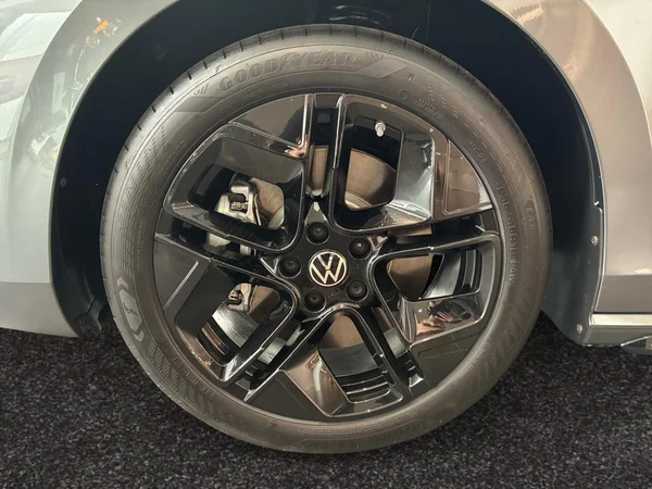 VOLKSWAGEN Passat Variant eHybrid (PHEV) (2026) — foto 8 van 21