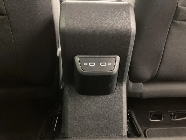 VOLKSWAGEN Polo (2021) — foto 20 van 36