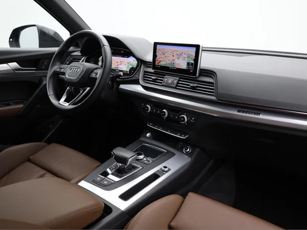 AUDI Q5 (2019) — foto 16 van 22