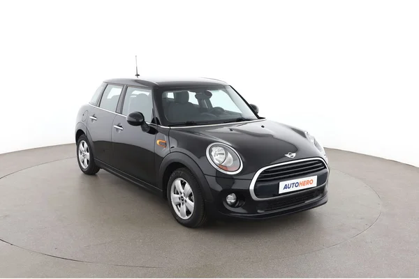 MINI MINI (2017) — foto 14 van 16