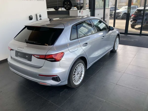 Audi A3 (2024) — foto 14 van 19