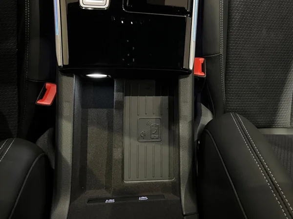 AUDI A6 Avant (2025) — foto 14 van 24