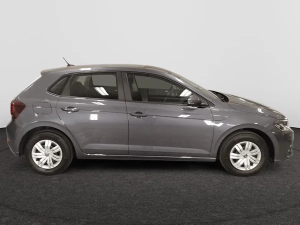 VOLKSWAGEN Polo (2022) — foto 19 van 22