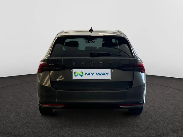 SKODA Octavia Combi (2025) — foto 11 van 24