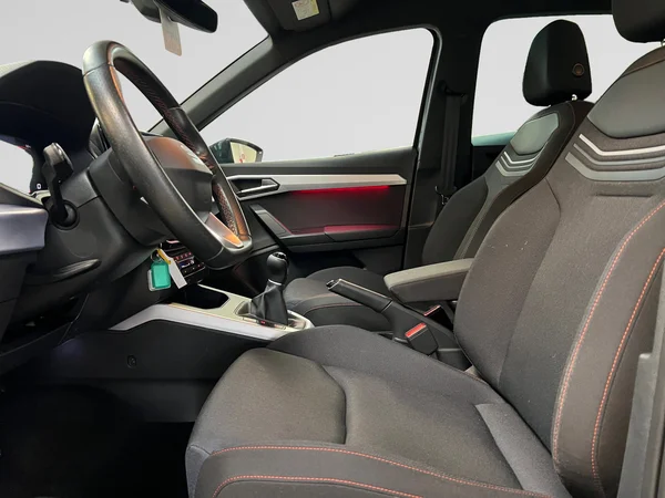 SEAT Arona (2024) — foto 16 van 20
