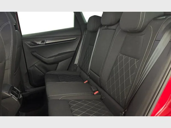 Skoda Karoq (2020) — foto 2 van 24