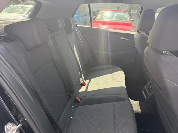 VOLKSWAGEN Golf VIII (2023) — foto 9 van 9
