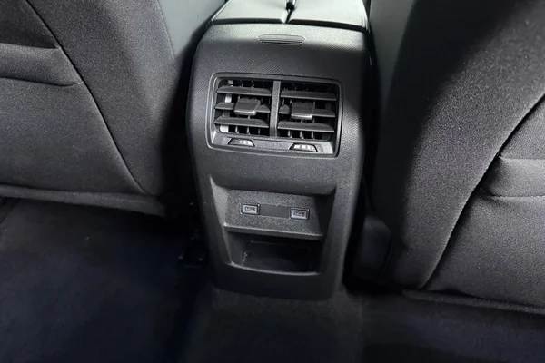 Peugeot 408 (2025) — foto 14 van 29