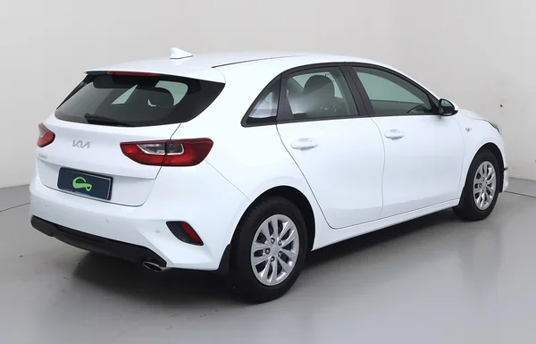 Kia Ceed (2023) — foto 23 van 27
