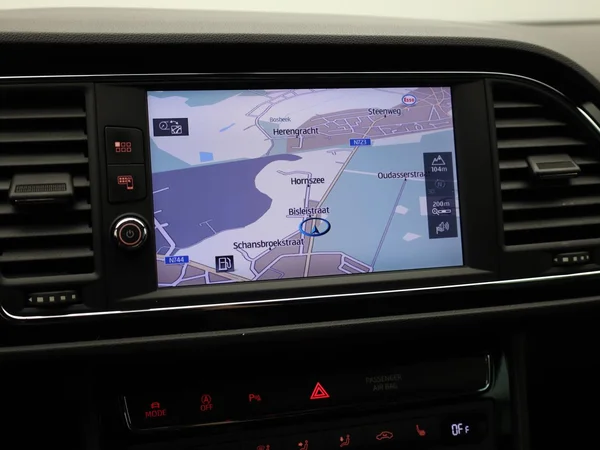 SEAT Leon (2020) — foto 9 van 22