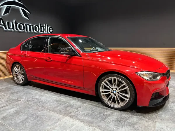 Bmw 320 (2015) — foto 11 van 23