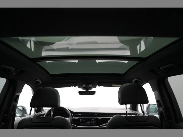 AUDI Q7 e-hybrid (PHEV) (2024) — foto 14 van 37