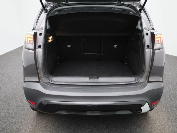 Opel Crossland (2022) — foto 4 van 35