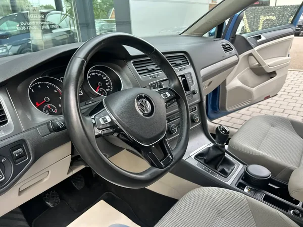 Volkswagen Golf (2013) — foto 19 van 19