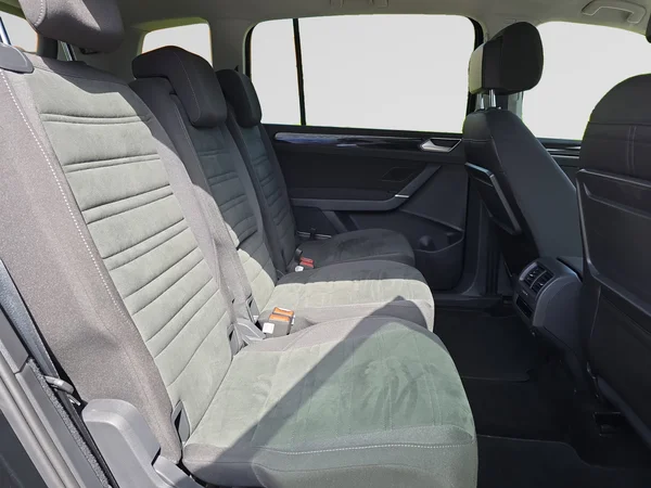 VOLKSWAGEN Touran (2025) — foto 6 van 20
