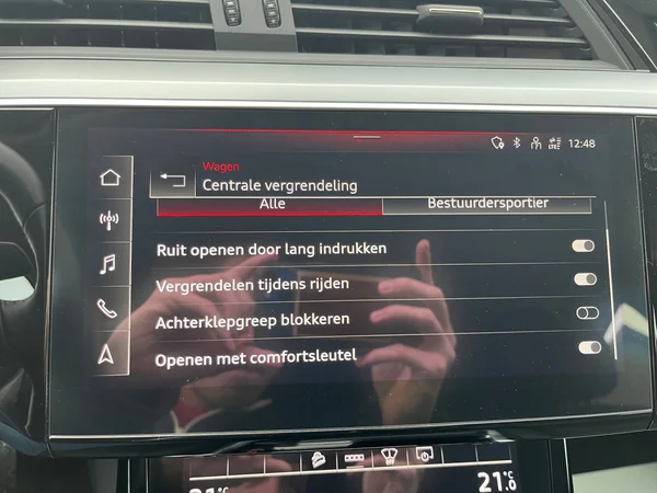 AUDI E-tron Sportback (2021) — foto 4 van 24