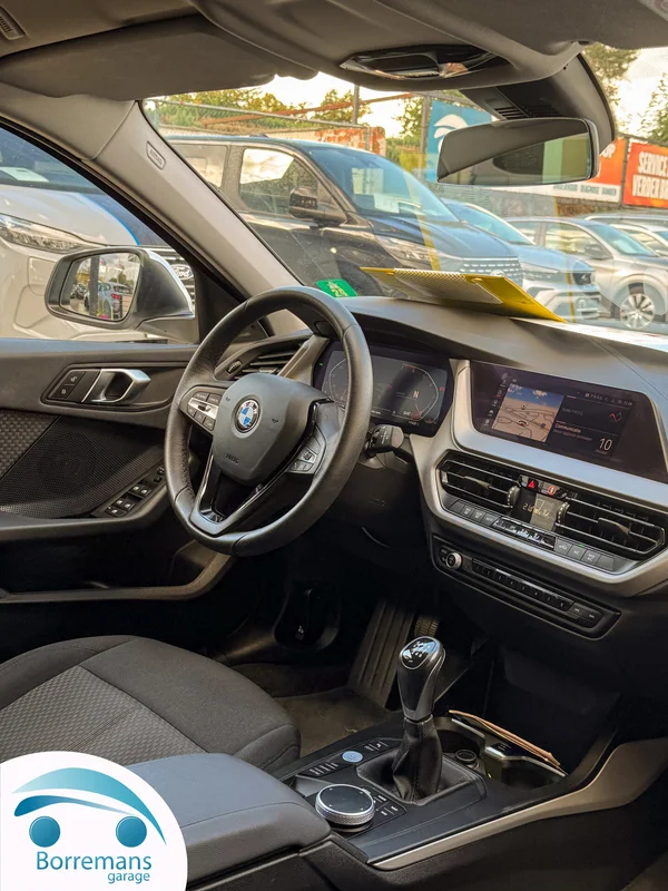 BMW 116 (2023) — foto 24 van 44