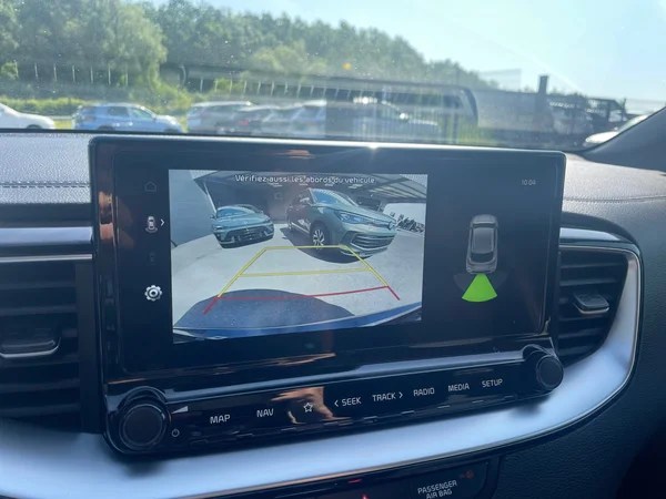 KIA XCeed (2024) — foto 11 van 21