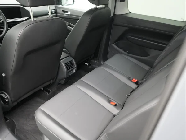 VOLKSWAGEN Caddy Maxi eHybrid (PHEV) (2026) — foto 3 van 25