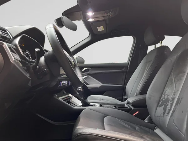 AUDI Q3 Sportback (2024) — foto 16 van 20