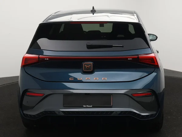 CUPRA Born (2025) — foto 19 van 24
