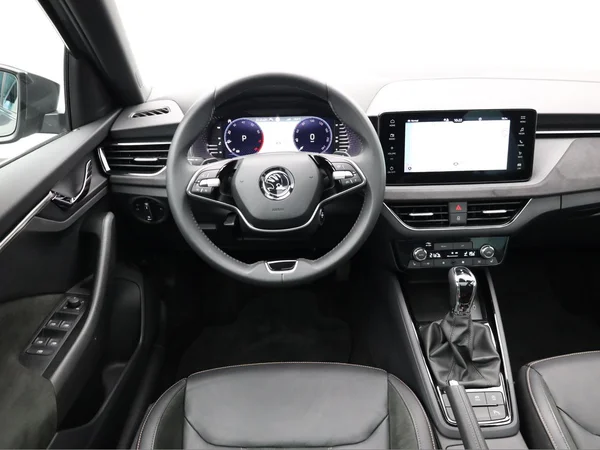 SKODA Scala (2024) — foto 13 van 23
