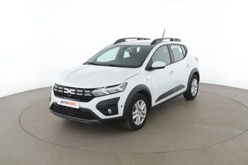 Dacia Sandero fb4b4cf4-faf8-4f87-a65f-9d2be1eea269