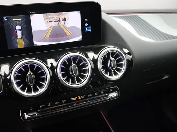 Mercedes-Benz B-Klasse (2021) — foto 6 van 24
