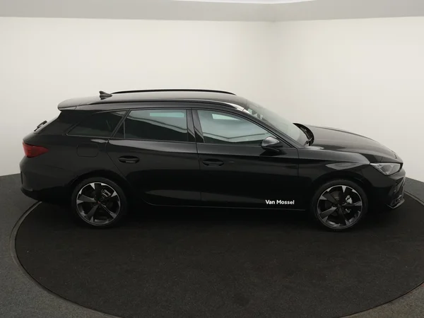CUPRA Leon ST (2025) — foto 22 van 22