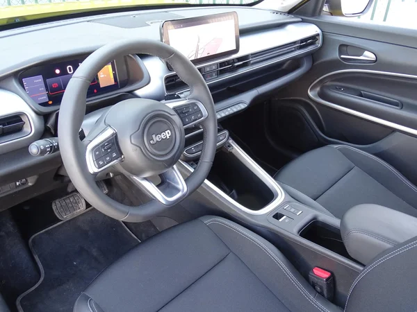 Jeep Avenger (2025) — foto 5 van 28
