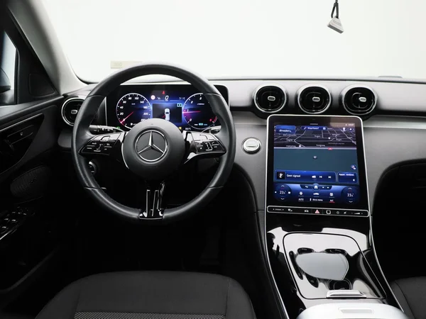 Mercedes-Benz C-Klasse (2022) — foto 41 van 43