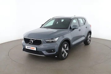 Volvo XC40 (2021)