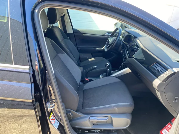 VOLKSWAGEN Taigo (2022) — foto 6 van 18