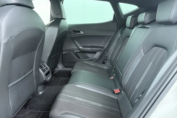 CUPRA Formentor E-Hybrid (PHEV) (2022) — foto 23 van 24
