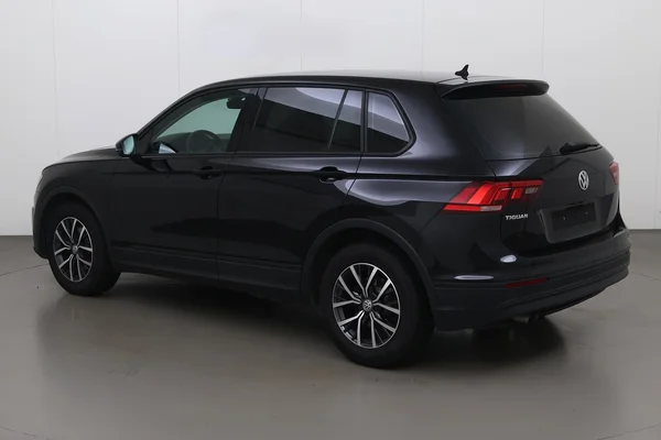 Volkswagen Tiguan (2018) — foto 16 van 22