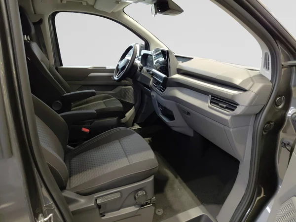 VOLKSWAGEN E-Transporter T7 32 Caravelle Swb (2026) — foto 5 van 24