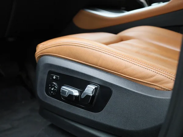 BMW X5 (2020) — foto 27 van 45